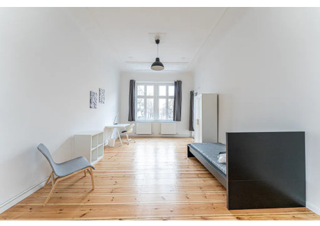 Mieszkanie do wynajęcia - Hermannstraße Berlin, Niemcy, 104 m², 837 USD (3500 PLN), NET-90218175