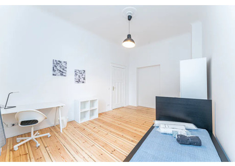 Mieszkanie do wynajęcia - Hermannstraße Berlin, Niemcy, 104 m², 991 USD (3807 PLN), NET-90218172