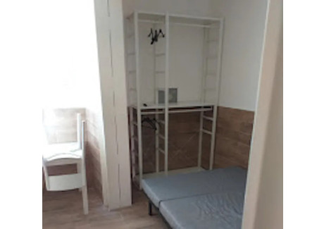 Mieszkanie do wynajęcia - Via Luigi Zamboni Bologna, Włochy, 20 m², 1090 USD (4556 PLN), NET-90218448