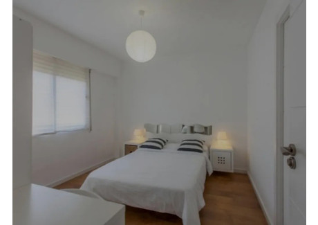 Mieszkanie do wynajęcia - Carrer Bergantí Valencia, Hiszpania, 80 m², 525 USD (2069 PLN), NET-90218950