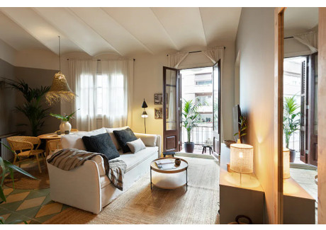 Mieszkanie do wynajęcia - Carrer del Comte Borrell Barcelona, Hiszpania, 76 m², 3071 USD (12 590 PLN), NET-90219366