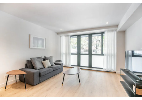 Mieszkanie do wynajęcia - Carrer del Comte d'Urgell Barcelona, Hiszpania, 78 m², 2109 USD (8477 PLN), NET-90219859