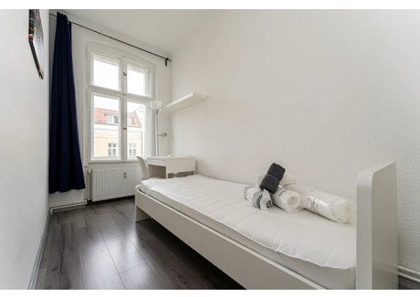 Mieszkanie do wynajęcia - Immanuelkirchstraße Berlin, Niemcy, 56 m², 743 USD (2981 PLN), NET-90210309