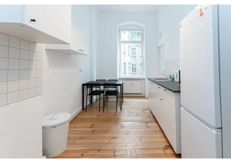 Mieszkanie do wynajęcia - Boxhagener Straße Berlin, Niemcy, 68 m², 617 USD (2485 PLN), NET-90210697