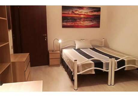 Mieszkanie do wynajęcia - Via Alessandria Rome, Włochy, 60 m², 670 USD (2567 PLN), NET-90210709