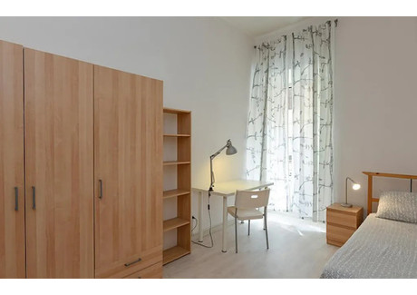 Mieszkanie do wynajęcia - Via Alessandria Rome, Włochy, 60 m², 662 USD (2543 PLN), NET-90210723