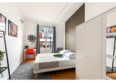 Mieszkanie do wynajęcia - Rue Victor Hugo Ivry-Sur-Seine, Francja, 280 m², 911 USD (3589 PLN), NET-90210953