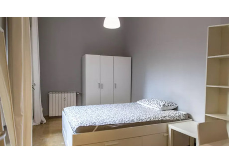 Mieszkanie do wynajęcia - Via Aquileia Rome, Włochy, 120 m², 883 USD (3594 PLN), NET-90210974