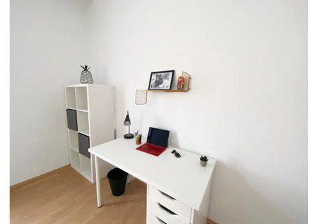 Mieszkanie do wynajęcia - Wassergasse Vienna, Austria, 70 m², 624 USD (2559 PLN), NET-90211431