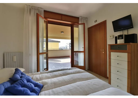 Mieszkanie do wynajęcia - Via Emilia Levante Bologna, Włochy, 45 m², 1463 USD (6070 PLN), NET-90211534