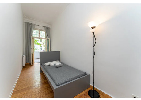 Mieszkanie do wynajęcia - Gabriel-Max-Straße Berlin, Niemcy, 68 m², 743 USD (2981 PLN), NET-90211601