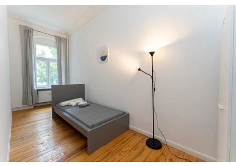 Mieszkanie do wynajęcia - Wühlischstraße Berlin, Niemcy, 93 m², 728 USD (2845 PLN), NET-90211610