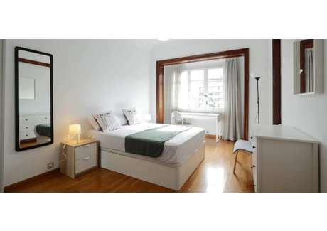 Mieszkanie do wynajęcia - Carrer de València Barcelona, Hiszpania, 153 m², 682 USD (2699 PLN), NET-90211699