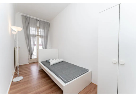 Mieszkanie do wynajęcia - Kaiser-Friedrich-Straße Berlin, Niemcy, 91 m², 720 USD (2763 PLN), NET-90212279