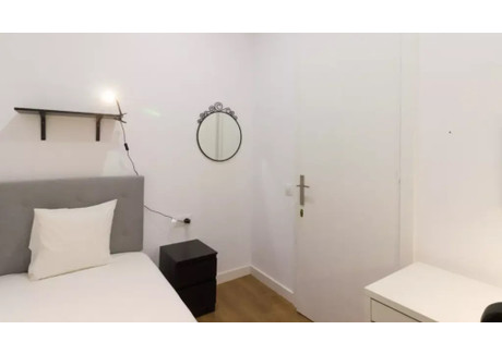 Mieszkanie do wynajęcia - Carrer de Muntaner Barcelona, Hiszpania, 130 m², 680 USD (2843 PLN), NET-90213002