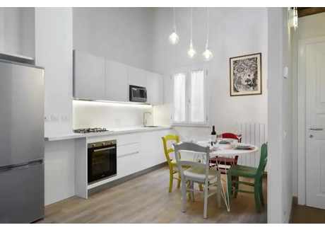 Mieszkanie do wynajęcia - Via Fiesolana Florence, Włochy, 80 m², 3295 USD (12 651 PLN), NET-90213214