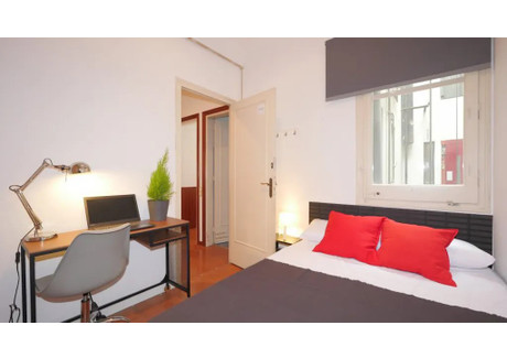 Mieszkanie do wynajęcia - Carrer de València Barcelona, Hiszpania, 153 m², 745 USD (2937 PLN), NET-90213502