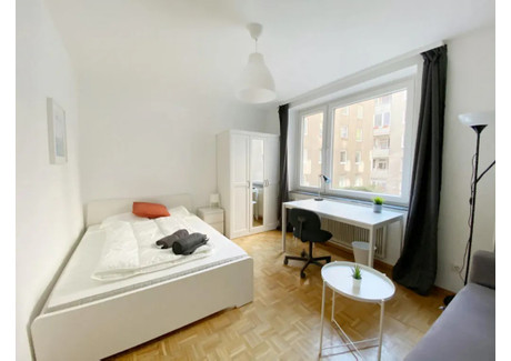 Mieszkanie do wynajęcia - Rennweg Vienna, Austria, 90 m², 695 USD (2668 PLN), NET-90213652