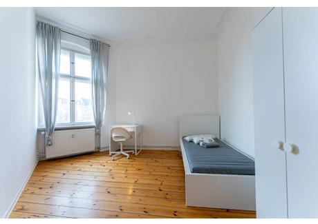 Mieszkanie do wynajęcia - Bornholmer Straße Berlin, Niemcy, 119 m², 708 USD (2770 PLN), NET-90213999