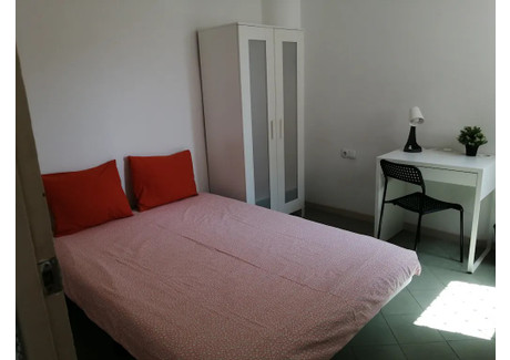 Mieszkanie do wynajęcia - Carrer de Muntaner Barcelona, Hiszpania, 200 m², 582 USD (2294 PLN), NET-90224504