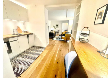 Mieszkanie do wynajęcia - Eidmattstrasse Zurich, Szwajcaria, 60 m², 7176 USD (29 352 PLN), NET-90225283