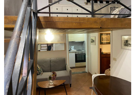 Mieszkanie do wynajęcia - Via dei Gigli d'Oro Rome, Włochy, 40 m², 1308 USD (5350 PLN), NET-90226783