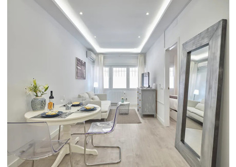 Mieszkanie do wynajęcia - Calle de Canillas Madrid, Hiszpania, 40 m², 1509 USD (6170 PLN), NET-90227183