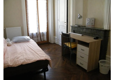 Mieszkanie do wynajęcia - Rue Baudricourt Paris, Francja, 32 m², 886 USD (3401 PLN), NET-90227703