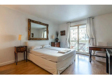 Mieszkanie do wynajęcia - Avenue Marceau Paris, Francja, 19 m², 3282 USD (13 423 PLN), NET-90227750