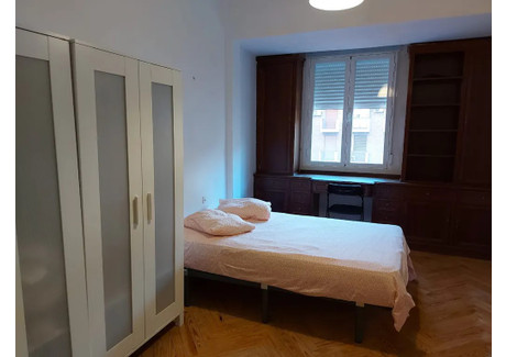 Mieszkanie do wynajęcia - Calle de Guzmán el Bueno Madrid, Hiszpania, 180 m², 592 USD (2475 PLN), NET-90228507