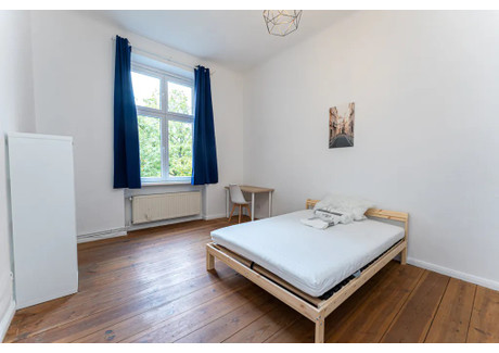 Mieszkanie do wynajęcia - Hermannstraße Berlin, Niemcy, 107 m², 863 USD (3401 PLN), NET-90228767