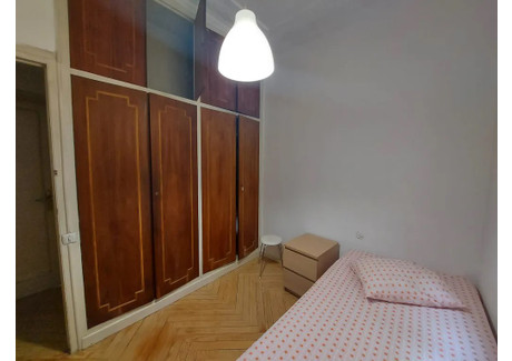 Mieszkanie do wynajęcia - Calle de Guzmán el Bueno Madrid, Hiszpania, 180 m², 489 USD (1962 PLN), NET-90229070