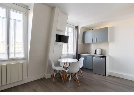 Mieszkanie do wynajęcia - Rue du Faubourg Saint-Honoré Paris, Francja, 16 m², 2680 USD (10 291 PLN), NET-90229240