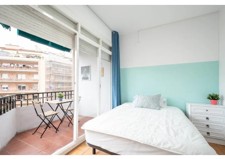 Mieszkanie do wynajęcia - Carrer de Pi i Margall Barcelona, Hiszpania, 85 m², 819 USD (3282 PLN), NET-90229452