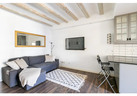 Mieszkanie do wynajęcia - Carrer de la Creu dels Molers Barcelona, Hiszpania, 70 m², 1522 USD (6043 PLN), NET-90220196