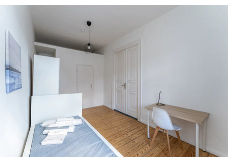 Mieszkanie do wynajęcia - Gabriel-Max-Straße Berlin, Niemcy, 93 m², 743 USD (3046 PLN), NET-90221683