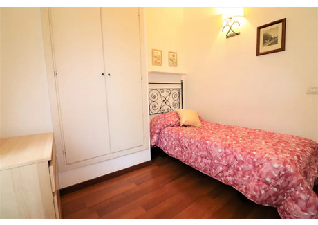 Mieszkanie do wynajęcia - Via 27 Aprile Florence, Włochy, 50 m², 711 USD (2950 PLN), NET-90221870