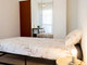 Mieszkanie do wynajęcia - Via Donatello Milan, Włochy, 100 m², 957 USD (3770 PLN), NET-90222123