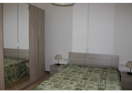 Mieszkanie do wynajęcia - Borgo Santa Croce Florence, Włochy, 149 m², 844 USD (3450 PLN), NET-90222300