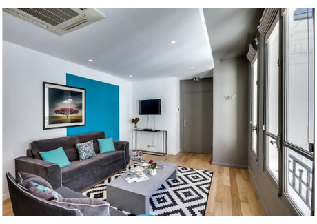 Mieszkanie do wynajęcia - Rue La Boétie Paris, Francja, 80 m², 10 117 USD (38 850 PLN), NET-90223564