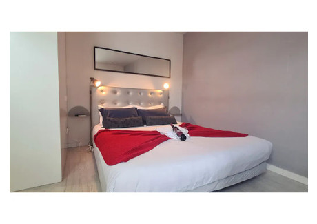Mieszkanie do wynajęcia - Rua de Santa Catarina Porto, Portugalia, 35 m², 1306 USD (5146 PLN), NET-90234668