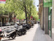 Mieszkanie do wynajęcia - Carrer de Viladomat Barcelona, Hiszpania, 87 m², 745 USD (3047 PLN), NET-90235024