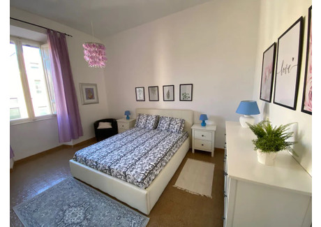 Mieszkanie do wynajęcia - Via La Spezia Rome, Włochy, 64 m², 1404 USD (5825 PLN), NET-90235734