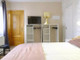 Mieszkanie do wynajęcia - Calle de Rosa de Silva Madrid, Hiszpania, 220 m², 813 USD (3218 PLN), NET-90235885