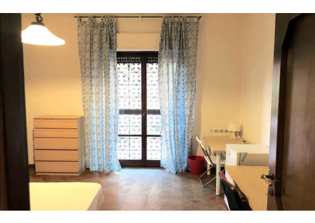 Mieszkanie do wynajęcia - Via Francesco Orestano Rome, Włochy, 120 m², 649 USD (2654 PLN), NET-90236210