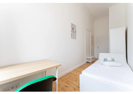 Mieszkanie do wynajęcia - Wisbyer Straße Berlin, Niemcy, 109 m², 746 USD (2873 PLN), NET-90236994