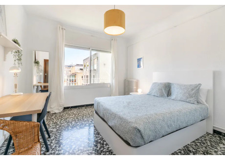 Mieszkanie do wynajęcia - Carrer del Rosselló Barcelona, Hiszpania, 175 m², 908 USD (3640 PLN), NET-90237118