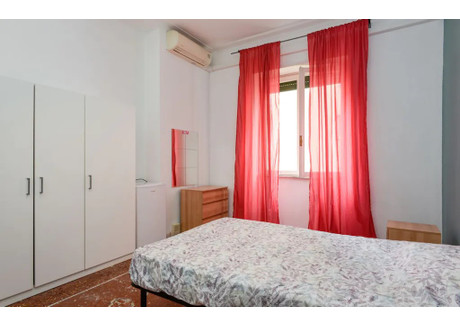 Mieszkanie do wynajęcia - Via Oreste Tommasini Rome, Włochy, 120 m², 776 USD (2981 PLN), NET-90237810