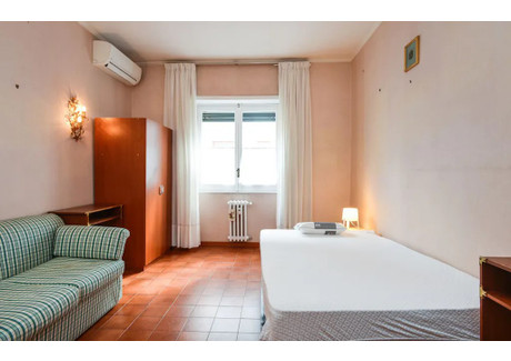 Mieszkanie do wynajęcia - Lungotevere Dante Rome, Włochy, 120 m², 624 USD (2560 PLN), NET-90237813