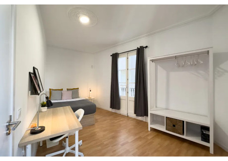 Mieszkanie do wynajęcia - Carrer Nou de la Rambla Barcelona, Hiszpania, 80 m², 663 USD (2672 PLN), NET-90237998